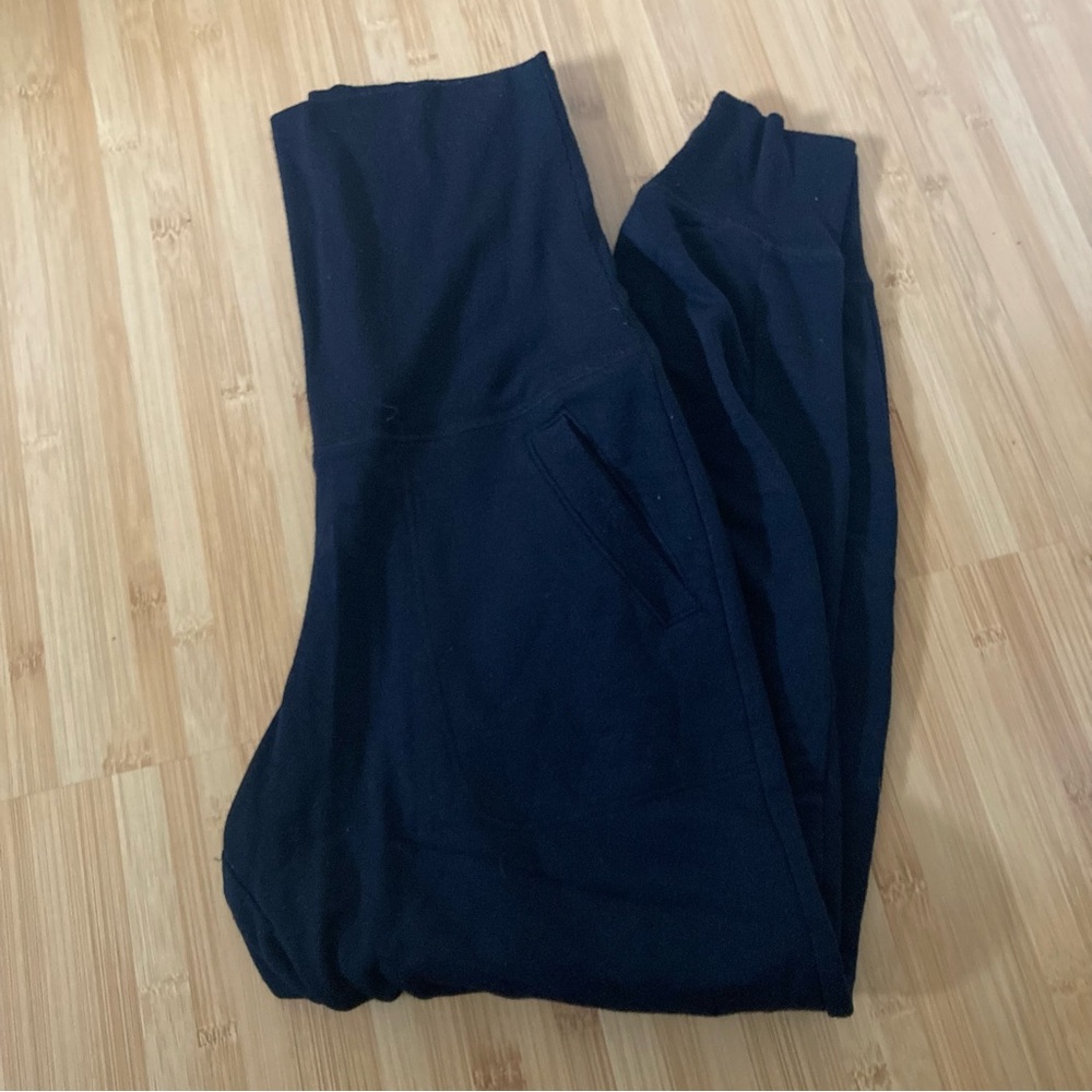 Cozy fleece maternity sweatpants